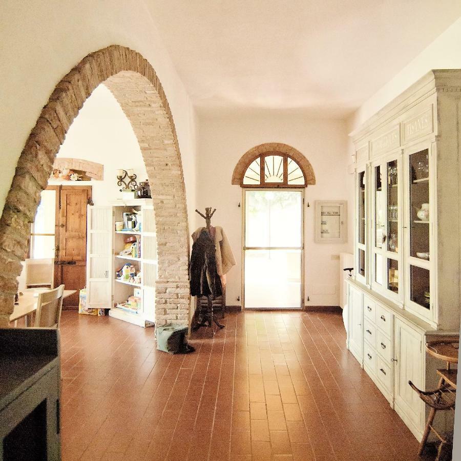 Stunning Country House Overlooking Tuscany Hills Lorenzana ภายนอก รูปภาพ