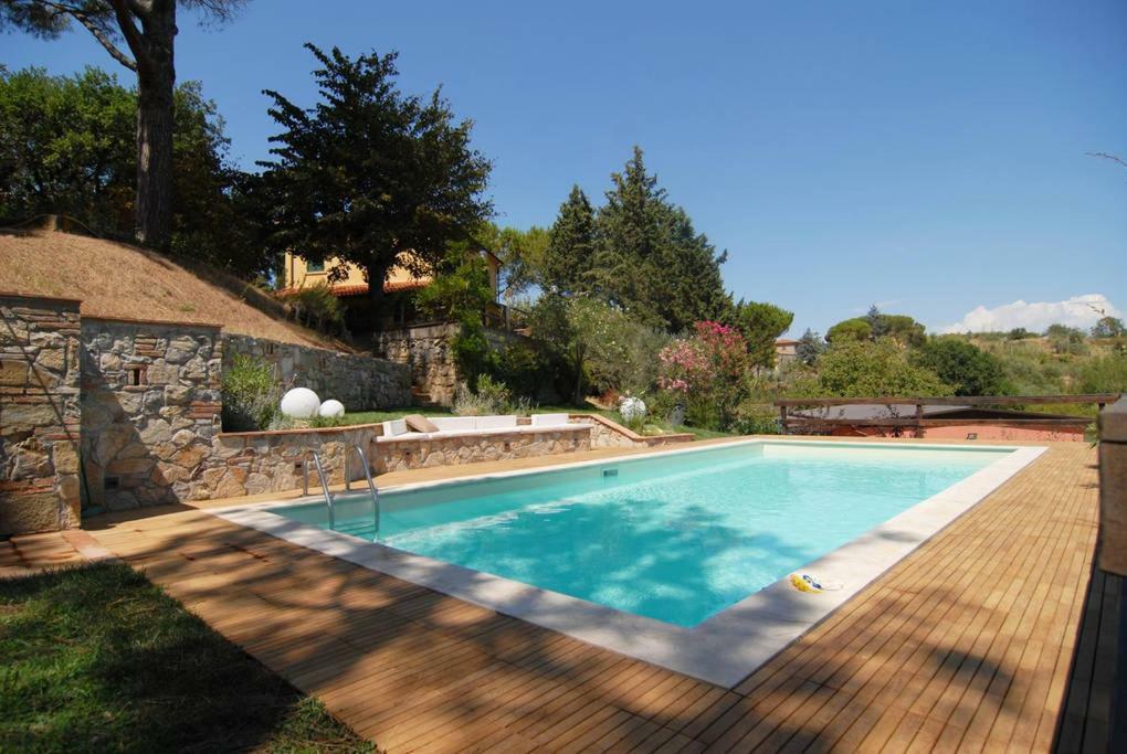 Stunning Country House Overlooking Tuscany Hills Lorenzana ภายนอก รูปภาพ