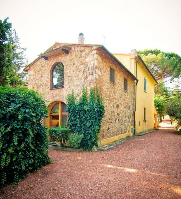Stunning Country House Overlooking Tuscany Hills Lorenzana ภายนอก รูปภาพ